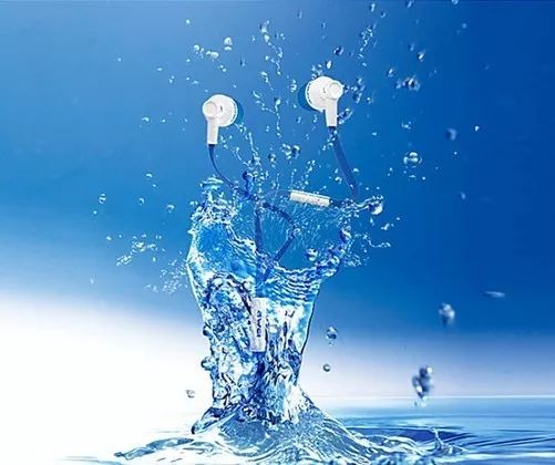 (ZZ)耳机进水了还能用吗?水洗耳机的正确姿势